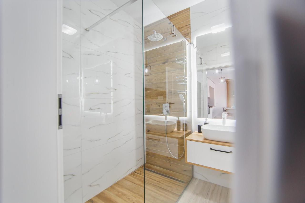 Apartament Pinkwood Harmony Oradea Zewnętrze zdjęcie
